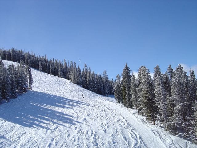 Skiing in Aspen,USA
