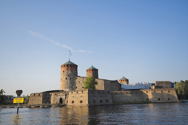 Olavinlinna lakeside view