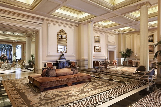Hotel Grande Bretagne, Lobby