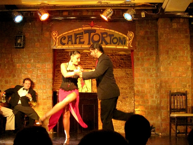 Tango show at Café Tortoni