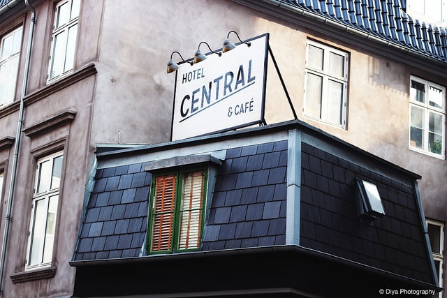 Central Hotel & Cafe