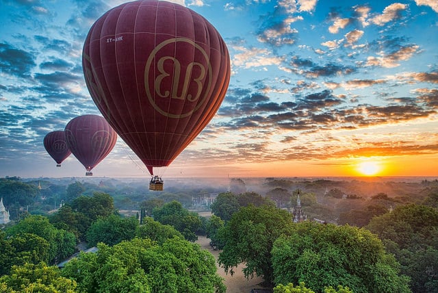 Romantic Air Balloons