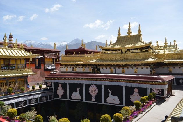 Top 5 Must-Visit Monasteries in Lhasa