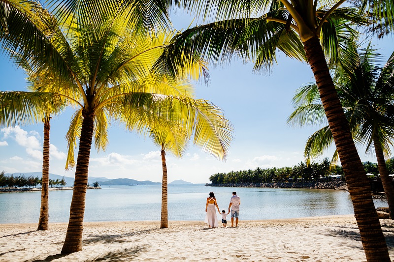 family vacation beach