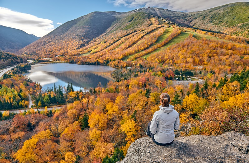 Woman hiking at Artist's Bluff in autumn