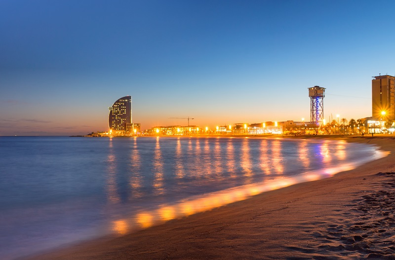 beach-in-barcelona-during-sunset