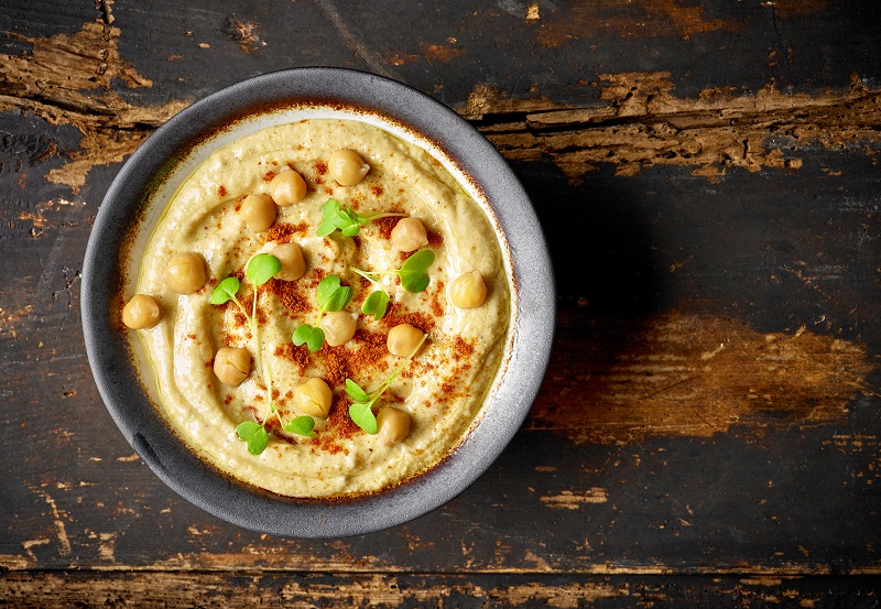 bowl of hummus