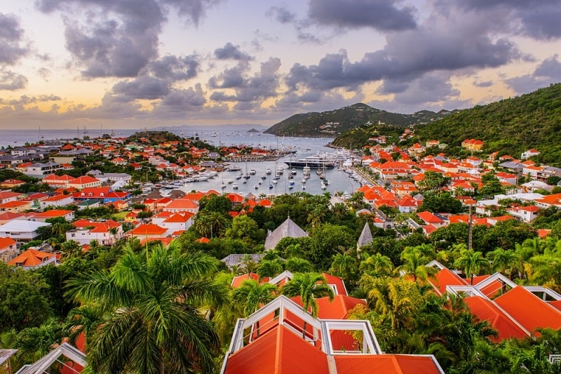 Gustavia,,Saint,Bart's,Skyline,And,Harbor,In,The,Caribbean,At