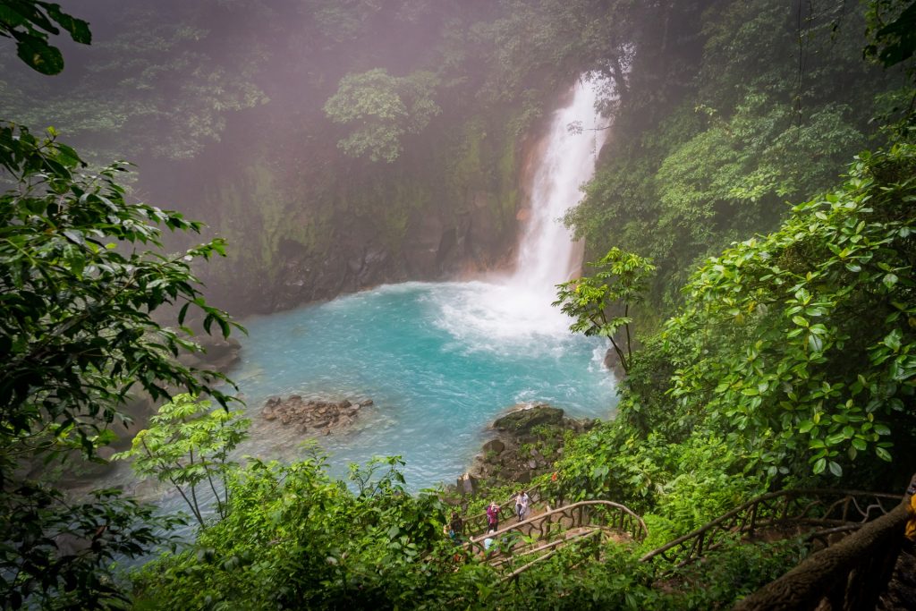 rio celeste costa rica